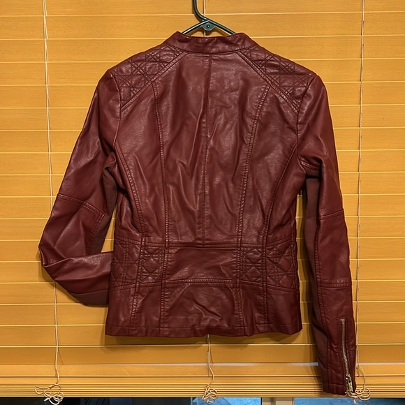 Black Rivet Jacket - Picture 4 of 5